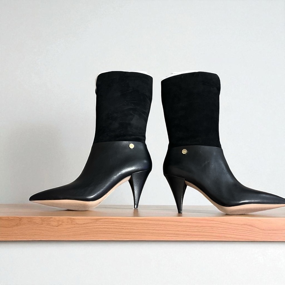 ⚠️ONE Pair LEFT New Louise et Cie Lo-Winslow Black Heeled Boots Gold Zipper